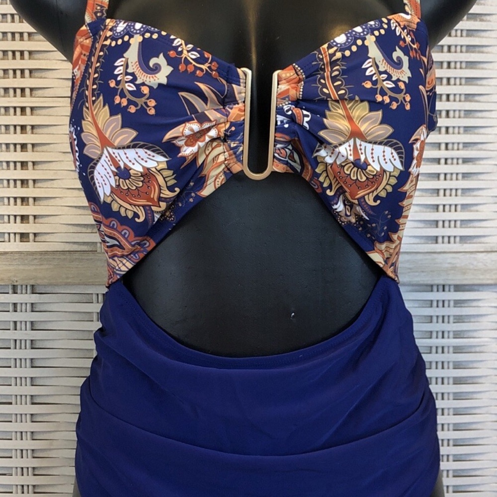 Cupshe Swim One Piece Swimsuit Cut Out Floral  Print Plunge Swimwear